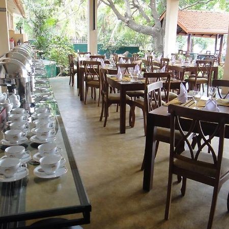 Taprospa Tissa Tissamaharama Extérieur photo